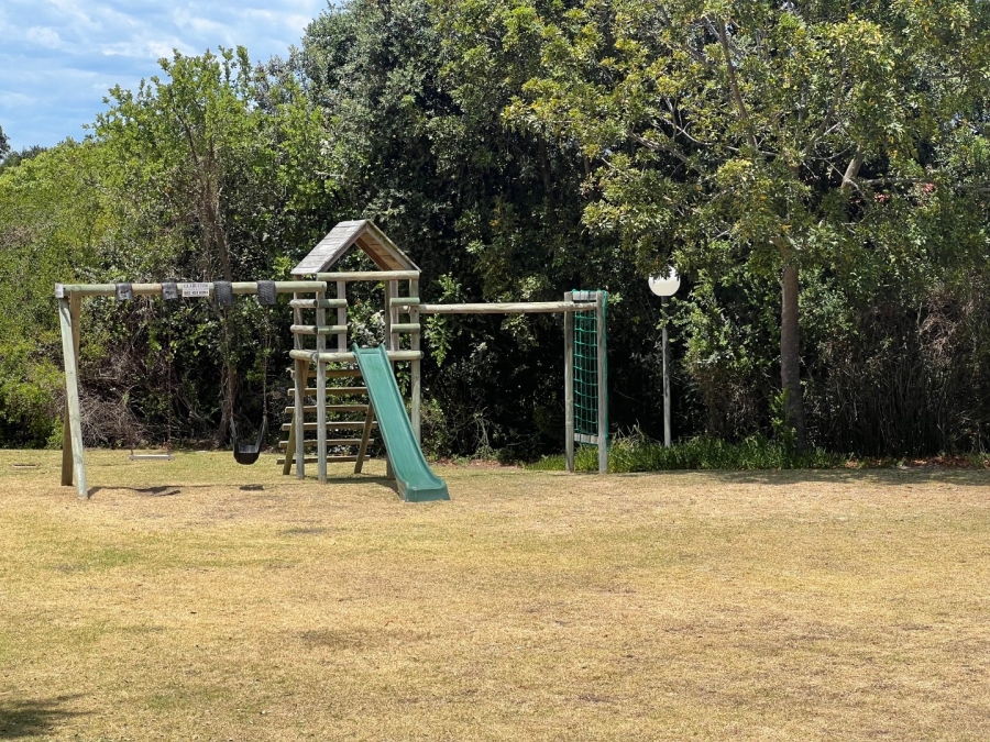 4 Bedroom Property for Sale in Keurboomstrand Western Cape